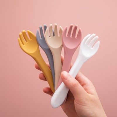 2020 New Product 100% BPA Food Grade Silicone Baby Feeding Fork